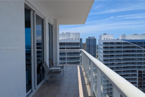 Copropriété à vendre à Fort Lauderdale, Floride: 2 chambres, 121.52 m2 № 1961095 - photo 10