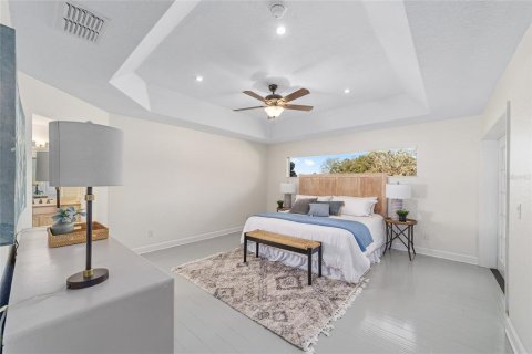 House in Brooker, Florida 4 bedrooms, 229.93 sq.m. № 1508638 - photo 20