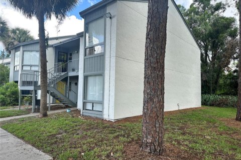Condo in Orlando, Florida, 2 bedrooms  № 2206834 - photo 2