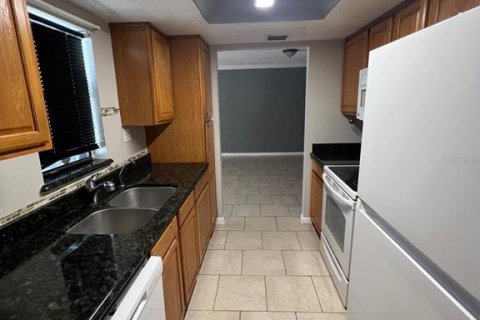 Condo in Orlando, Florida, 2 bedrooms  № 2206834 - photo 7