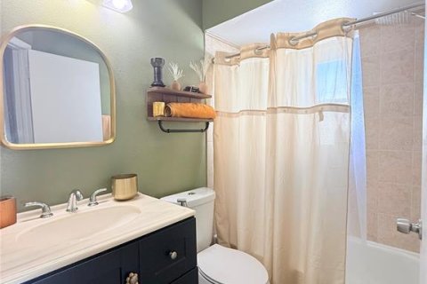 House in Tampa, Florida 3 bedrooms, 108.14 sq.m. № 2431073 - photo 19