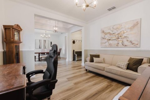 Villa ou maison à vendre à DeLand, Floride: 4 chambres, 283.44 m2 № 1805563 - photo 8