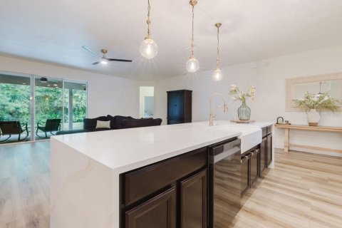 Villa ou maison à vendre à DeLand, Floride: 4 chambres, 283.44 m2 № 1805563 - photo 23