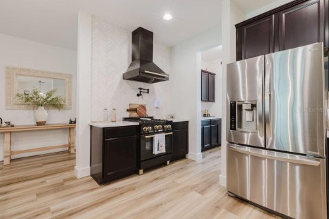 Villa ou maison à vendre à DeLand, Floride: 4 chambres, 283.44 m2 № 1805563 - photo 16