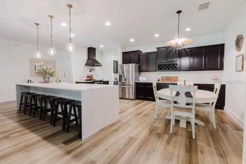 Villa ou maison à vendre à DeLand, Floride: 4 chambres, 283.44 m2 № 1805563 - photo 12