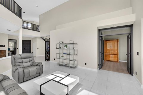 Villa ou maison à vendre à West Palm Beach, Floride: 4 chambres, 266.82 m2 № 2084538 - photo 15
