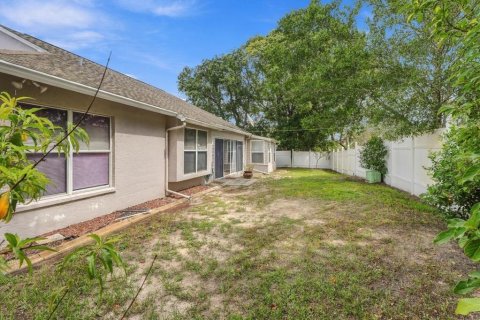 Villa ou maison à vendre à Spring Hill, Floride: 4 chambres, 206.8 m2 № 2414111 - photo 25
