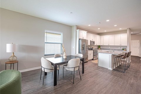 Casa en alquiler en Lakeland, Florida, 3 dormitorios, 145.67 m2 № 1901646 - foto 2