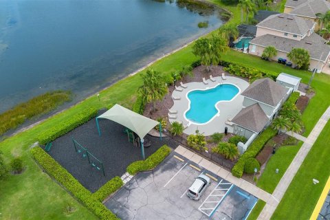 Villa ou maison à vendre à Orlando, Floride: 4 chambres, 180.32 m2 № 2283712 - photo 29