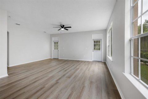 Villa ou maison à vendre à Orlando, Floride: 4 chambres, 180.32 m2 № 2283712 - photo 10