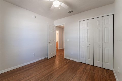 House in Auburndale, Florida 3 bedrooms, 128.3 sq.m. № 1629936 - photo 20