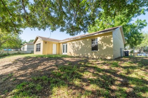House in Auburndale, Florida 3 bedrooms, 128.3 sq.m. № 1629936 - photo 22