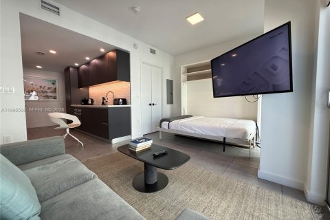 Condo in Miami, Florida № 2059000 - photo 15