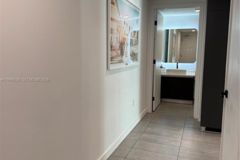 Condo in Miami, Florida № 2059000 - photo 22