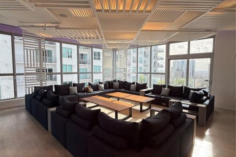 Condo in Miami, Florida № 2059000 - photo 27