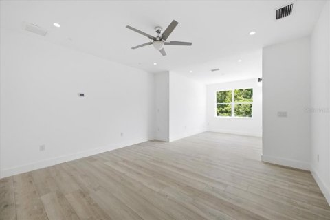 Villa ou maison à vendre à Port Charlotte, Floride: 5 chambres, 358.7 m2 № 2214071 - photo 17