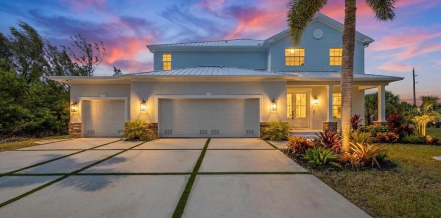 Villa ou maison à Port Charlotte, Floride 5 chambres, 358.7 m2 № 2214071