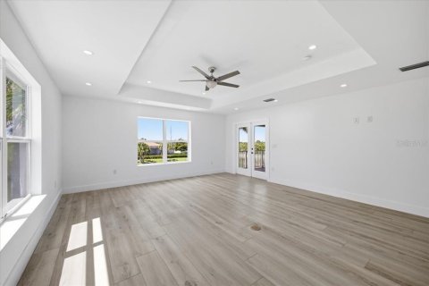 Villa ou maison à vendre à Port Charlotte, Floride: 5 chambres, 358.7 m2 № 2214071 - photo 26
