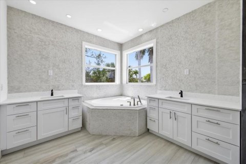 Villa ou maison à vendre à Port Charlotte, Floride: 5 chambres, 358.7 m2 № 2214071 - photo 21