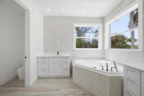 Villa ou maison à vendre à Port Charlotte, Floride: 5 chambres, 358.7 m2 № 2214071 - photo 22