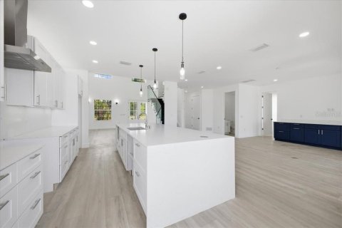 Villa ou maison à vendre à Port Charlotte, Floride: 5 chambres, 358.7 m2 № 2214071 - photo 12