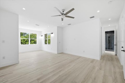 Villa ou maison à vendre à Port Charlotte, Floride: 5 chambres, 358.7 m2 № 2214071 - photo 18