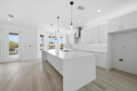 Villa ou maison à vendre à Port Charlotte, Floride: 5 chambres, 358.7 m2 № 2214071 - photo 10