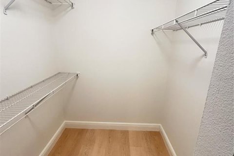 Купить виллу или дом в Ориндж-Сити, Флорида 8 комнат, 163.69м2, № 2413977 - фото 28