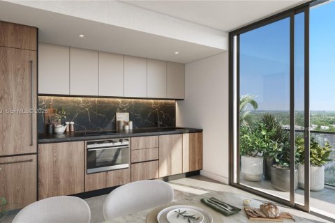 Condo in North Miami Beach, Florida  № 2024057 - photo 4