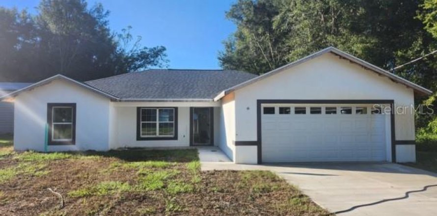 House in Summerfield, Florida 3 bedrooms, 147.44 sq.m. № 2418883
