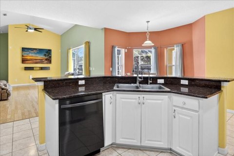 Casa en venta en Palm Coast, Florida, 4 dormitorios, 240.99 m2 № 1915736 - foto 12