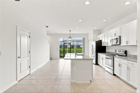 Townhouse in Parrish, Florida 3 bedrooms, 169.27 sq.m. № 2320765 - photo 6