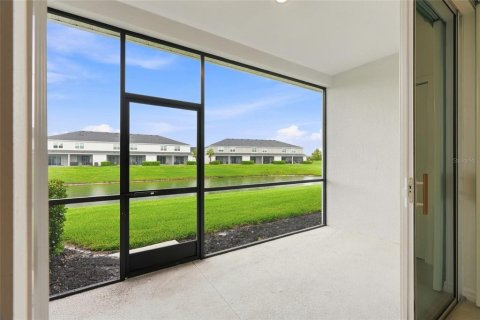 Townhouse in Parrish, Florida 3 bedrooms, 169.27 sq.m. № 2320765 - photo 25