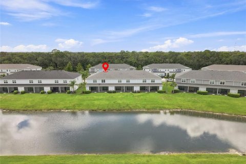 Townhouse in Parrish, Florida 3 bedrooms, 169.27 sq.m. № 2320765 - photo 30