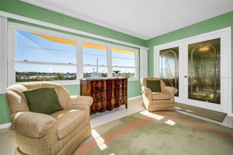 Condo in Belleair Bluffs, Florida, 1 bedroom  № 1524123 - photo 10
