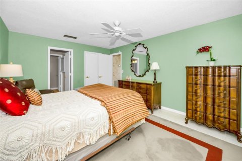 Condo in Belleair Bluffs, Florida, 1 bedroom  № 1524123 - photo 27