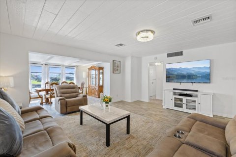 Villa ou maison à vendre à New Port Richey, Floride: 2 chambres, 97.36 m2 № 1654311 - photo 25