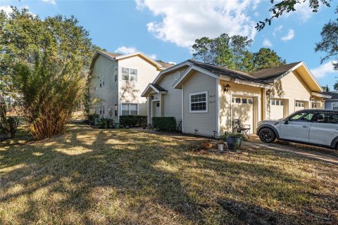 Condo in Gainesville, Florida, 2 bedrooms № 2231676