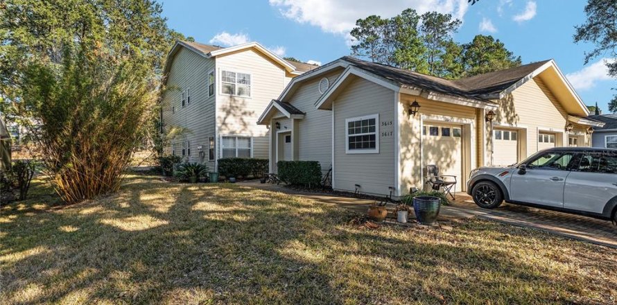 Condo in Gainesville, Florida, 2 bedrooms  № 2231676