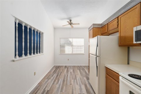 Condo in Gainesville, Florida, 2 bedrooms  № 2231676 - photo 26