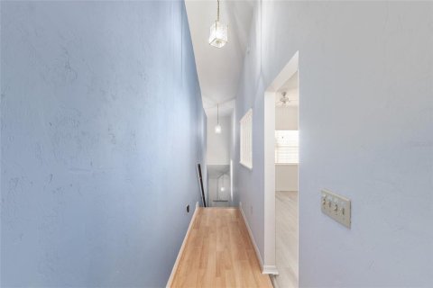 Condo in Gainesville, Florida, 2 bedrooms  № 2231676 - photo 22