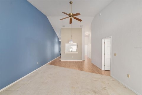 Condo in Gainesville, Florida, 2 bedrooms  № 2231676 - photo 17