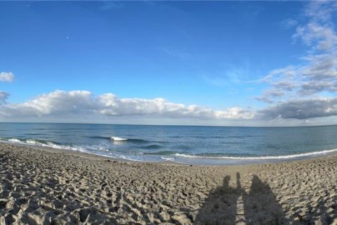 Condominio en venta en Venice, Florida, 1 dormitorio, 62.99 m2 № 1853630 - foto 11
