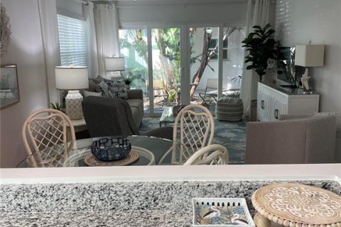 Condominio en venta en Venice, Florida, 1 dormitorio, 62.99 m2 № 1853630 - foto 19