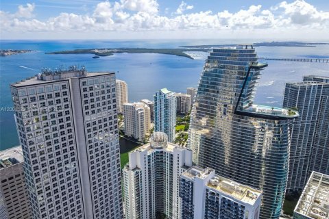 Купить кондоминиум в Майами, Флорида 2 спальни, 104.61м2, № 2065812 - фото 27