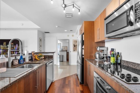 Купить кондоминиум в Майами, Флорида 2 спальни, 104.61м2, № 2065812 - фото 5