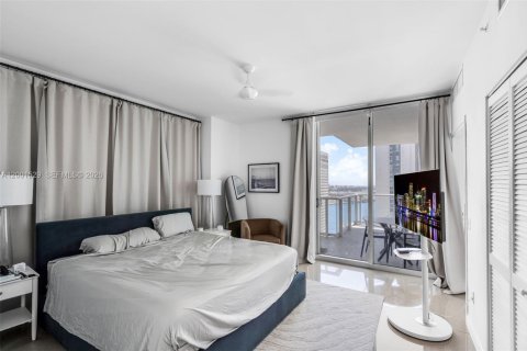 Купить кондоминиум в Майами, Флорида 2 спальни, 104.61м2, № 2065812 - фото 10