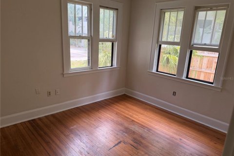 House in Sarasota, Florida 2 bedrooms, 79.9 sq.m. № 1393678 - photo 10
