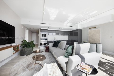 Купить кондоминиум в Майами, Флорида 2 спальни, 131.74м2, № 1981376 - фото 2