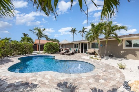 House in Bradenton, Florida 3 bedrooms, 147.9 sq.m. № 2115165 - photo 15